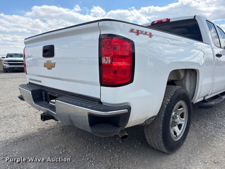 image for item DO5204 2017 Chevrolet Silverado 1500 Crew Cab pickup truck