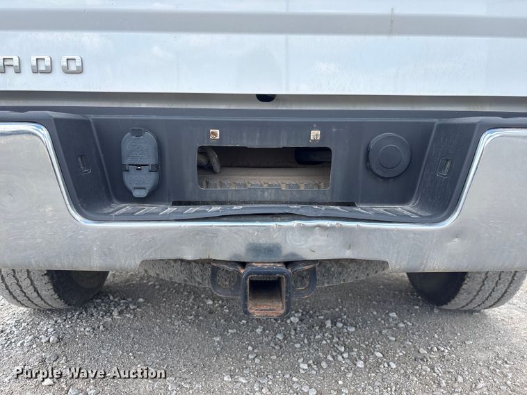 image for item DO5204 2017 Chevrolet Silverado 1500 Crew Cab pickup truck