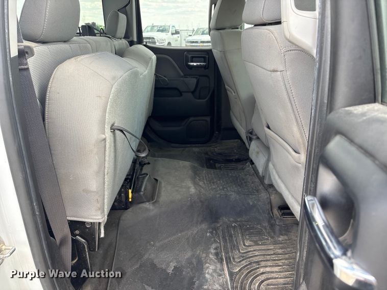 image for item DO5204 2017 Chevrolet Silverado 1500 Crew Cab pickup truck