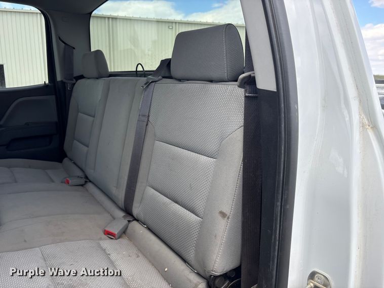 image for item DO5204 2017 Chevrolet Silverado 1500 Crew Cab pickup truck