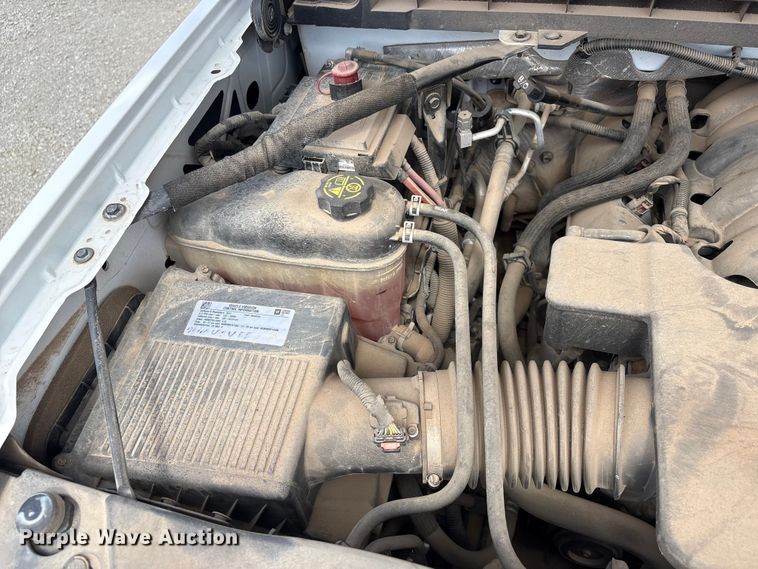 image for item DO5204 2017 Chevrolet Silverado 1500 Crew Cab pickup truck