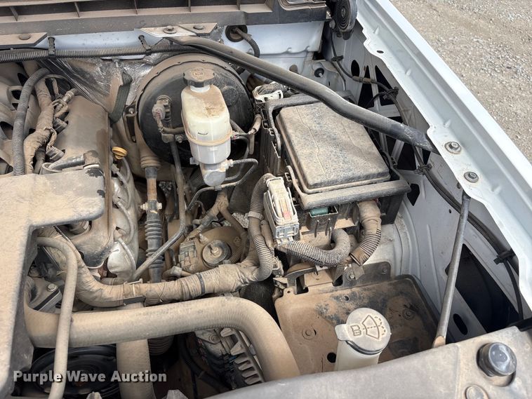 image for item DO5204 2017 Chevrolet Silverado 1500 Crew Cab pickup truck
