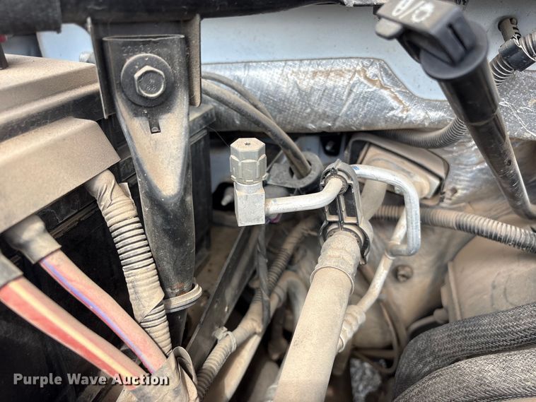 image for item DO5204 2017 Chevrolet Silverado 1500 Crew Cab pickup truck