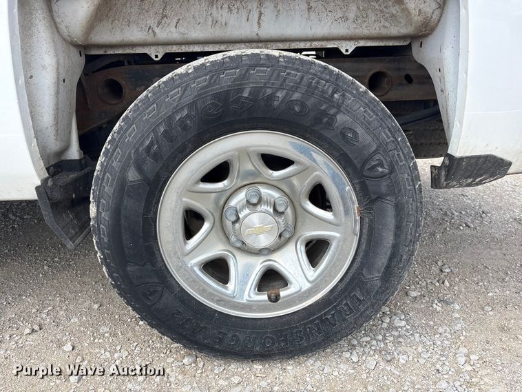 image for item DO5204 2017 Chevrolet Silverado 1500 Crew Cab pickup truck
