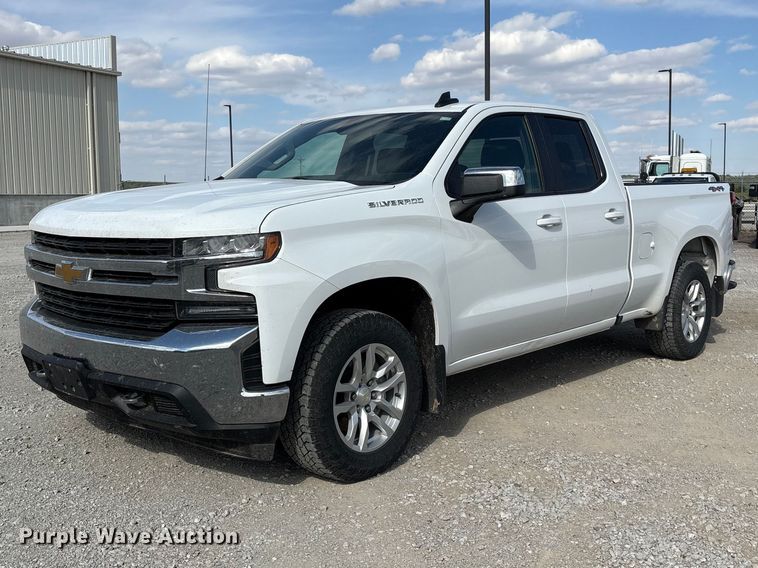 image for item DO5206 2020 Chevrolet Silverado 1500 Crew Cab pickup truck