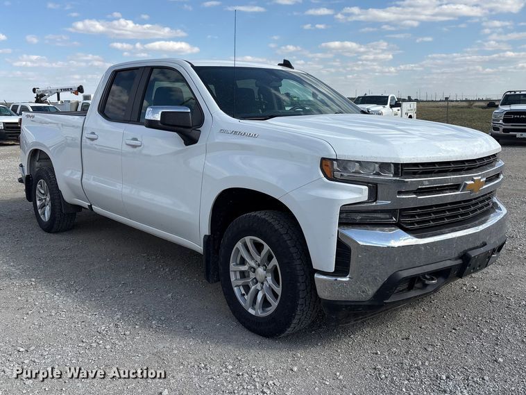 image for item DO5206 2020 Chevrolet Silverado 1500 Crew Cab pickup truck