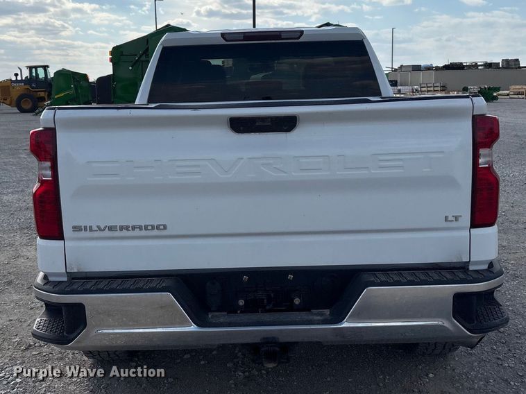 image for item DO5206 2020 Chevrolet Silverado 1500 Crew Cab pickup truck