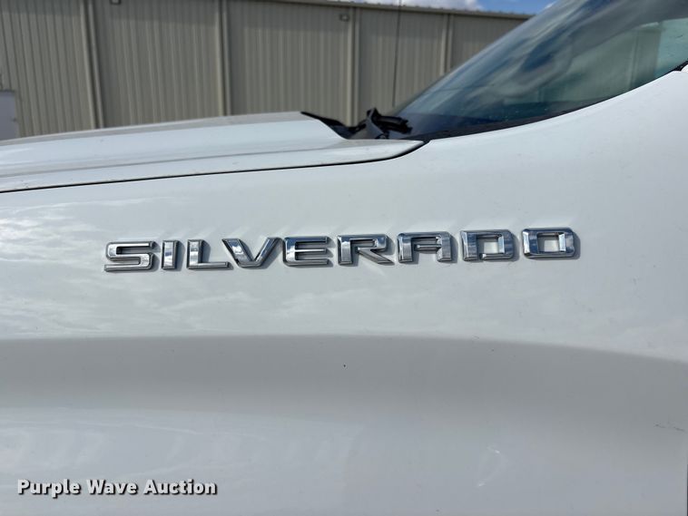 image for item DO5206 2020 Chevrolet Silverado 1500 Crew Cab pickup truck