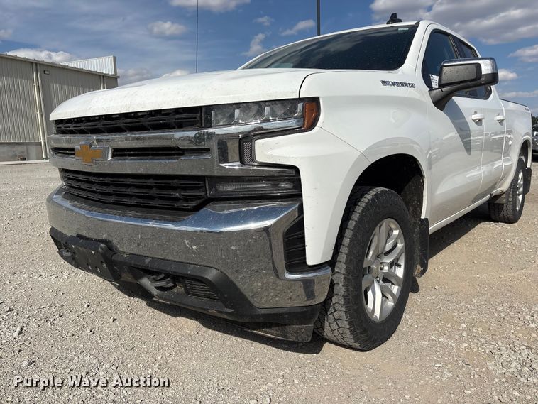 image for item DO5206 2020 Chevrolet Silverado 1500 Crew Cab pickup truck
