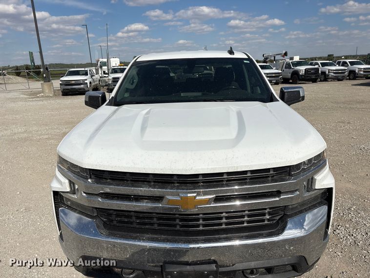 image for item DO5206 2020 Chevrolet Silverado 1500 Crew Cab pickup truck