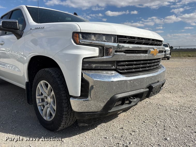 image for item DO5206 2020 Chevrolet Silverado 1500 Crew Cab pickup truck