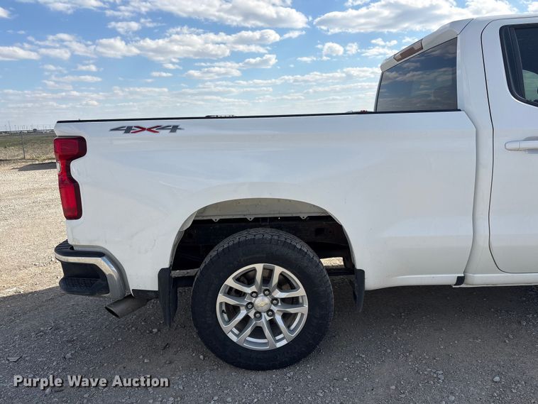 image for item DO5206 2020 Chevrolet Silverado 1500 Crew Cab pickup truck