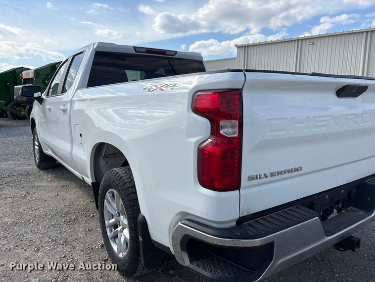 image for item DO5206 2020 Chevrolet Silverado 1500 Crew Cab pickup truck