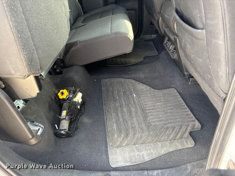 image for item DO5206 2020 Chevrolet Silverado 1500 Crew Cab pickup truck