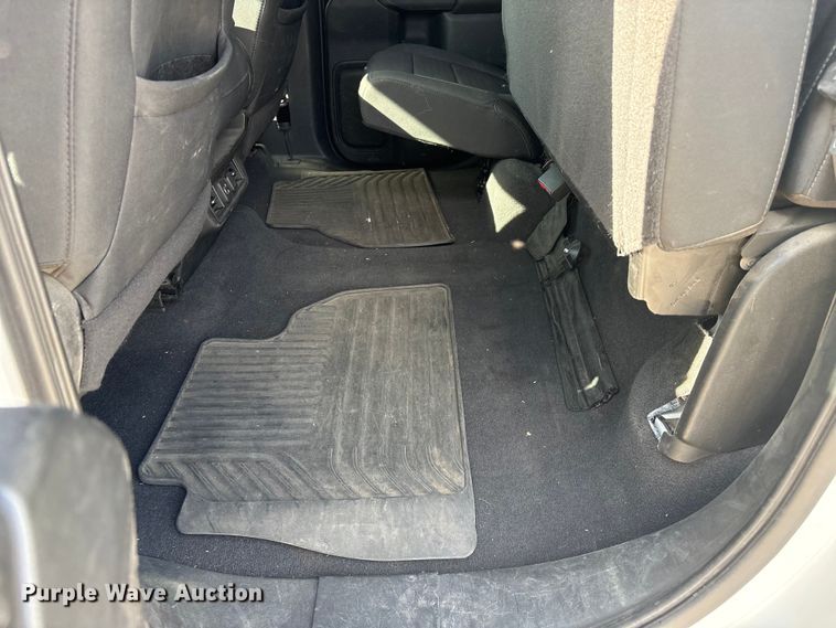 image for item DO5206 2020 Chevrolet Silverado 1500 Crew Cab pickup truck