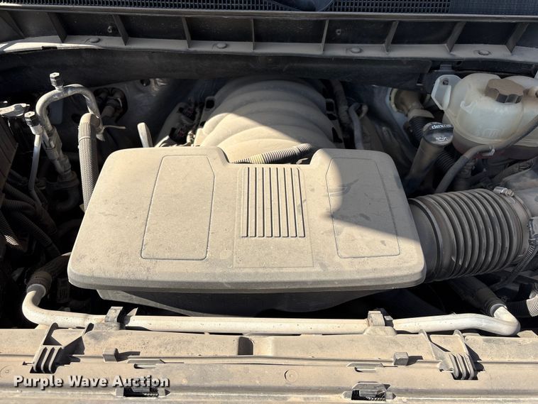 image for item DO5206 2020 Chevrolet Silverado 1500 Crew Cab pickup truck
