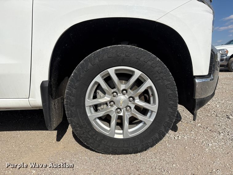image for item DO5206 2020 Chevrolet Silverado 1500 Crew Cab pickup truck