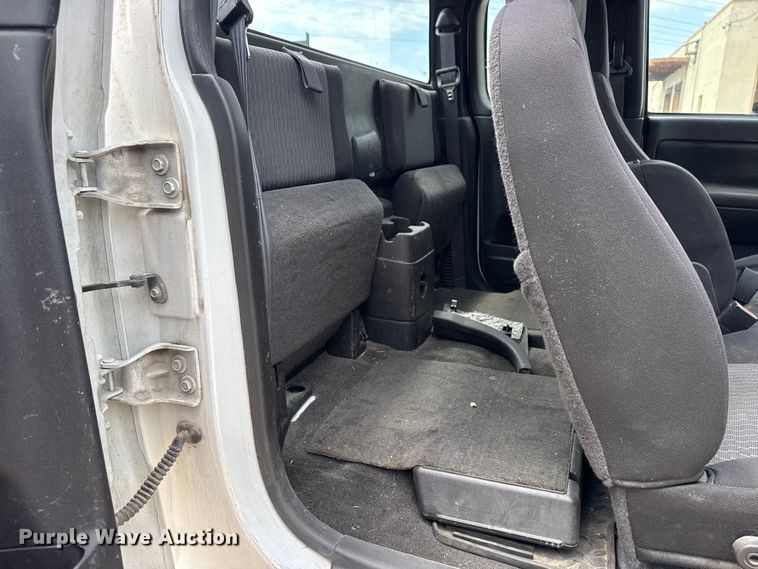 image for item DO8515 2010 Chevrolet Colorado pickup truck
