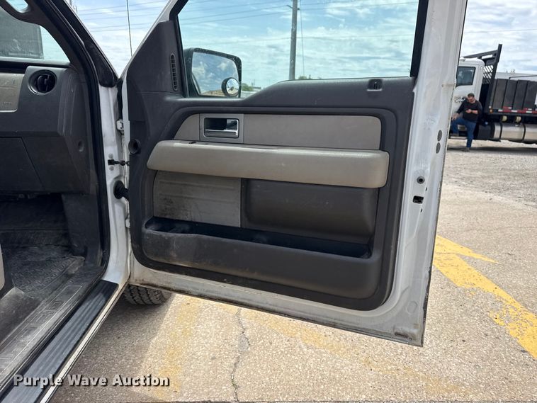 image for item DO8517 2010 Ford F150 pickup truck