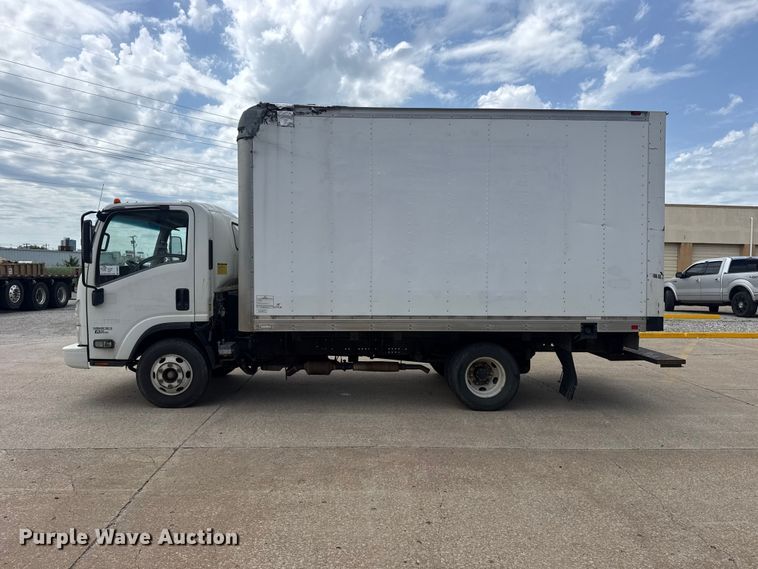 image for item DO8519 2016 Chevrolet 3500 box truck