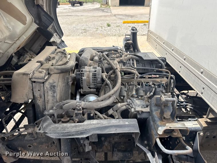 image for item DO8519 2016 Chevrolet 3500 box truck