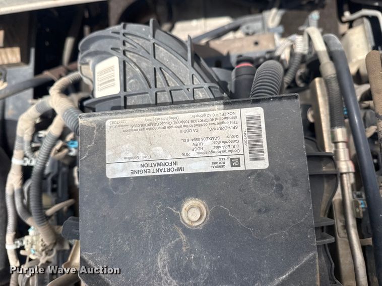 image for item DO8519 2016 Chevrolet 3500 box truck