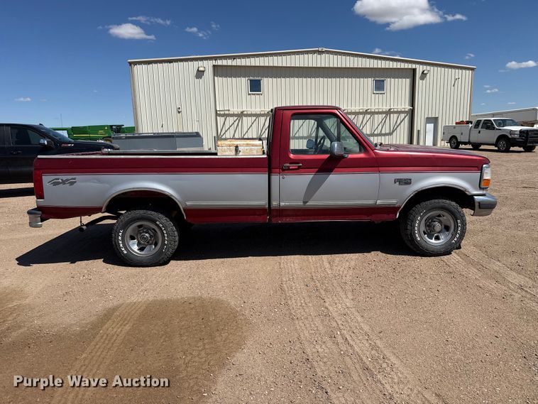 image for item DS6825 1996 Ford F150 pickup truck