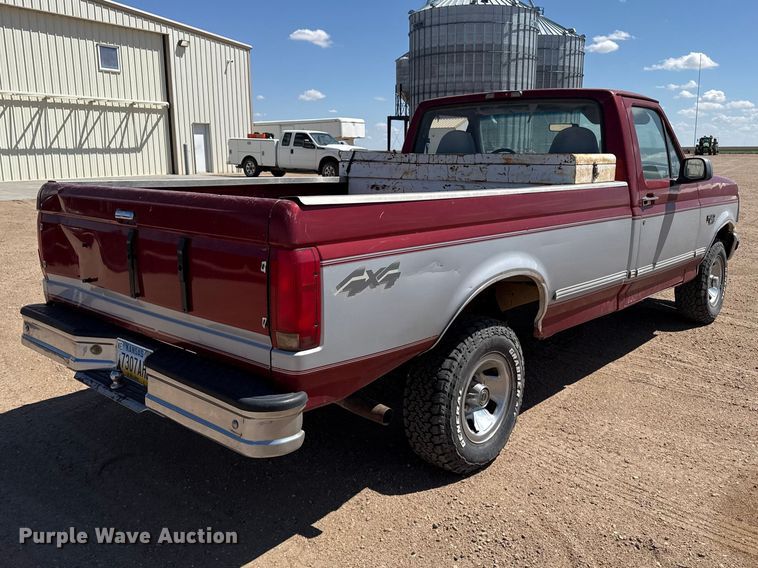 image for item DS6825 1996 Ford F150 pickup truck