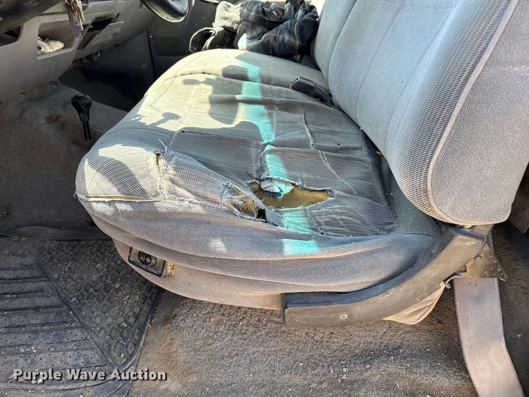 image for item DS6825 1996 Ford F150 pickup truck