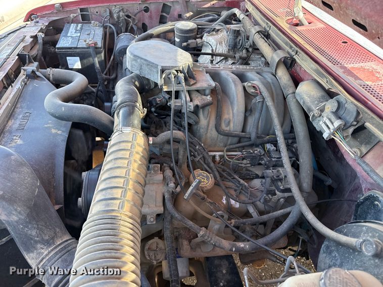image for item DS6825 1996 Ford F150 pickup truck