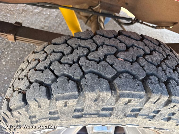image for item DS6825 1996 Ford F150 pickup truck