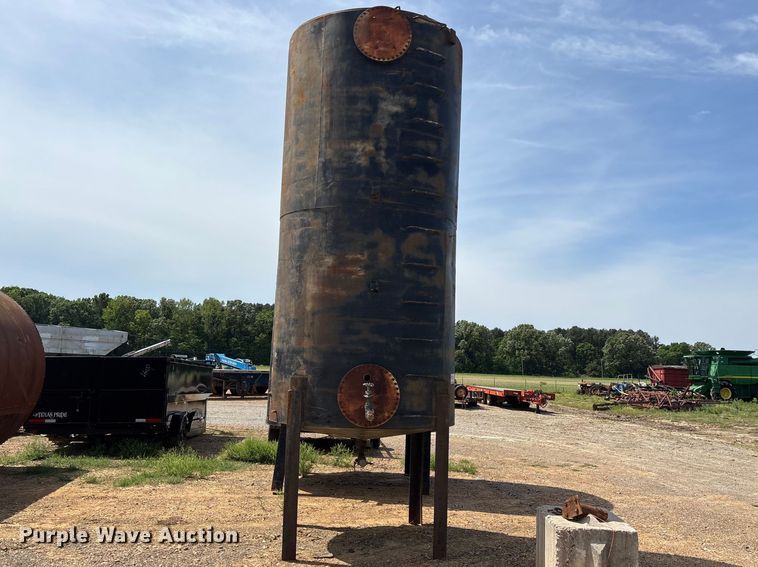 image for item DT0249 Steel tank