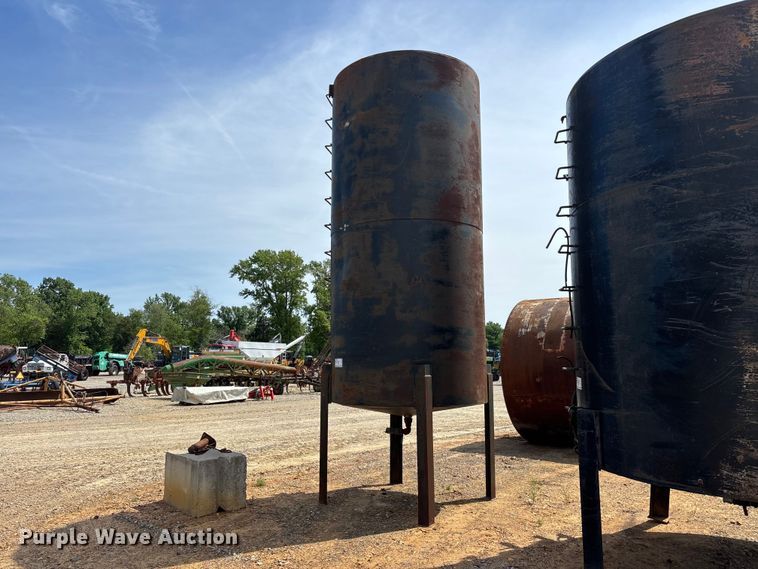 image for item DT0249 Steel tank