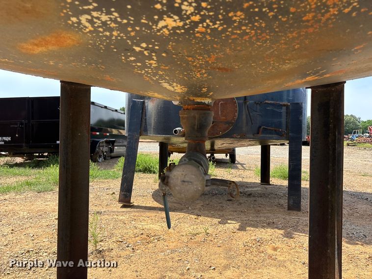 image for item DT0249 Steel tank