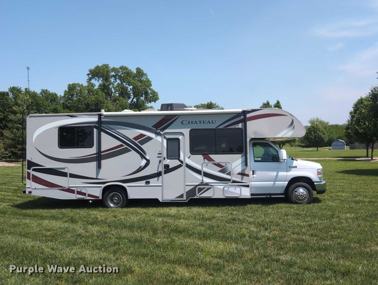 image for item DT1756 2013 Ford F450 RV