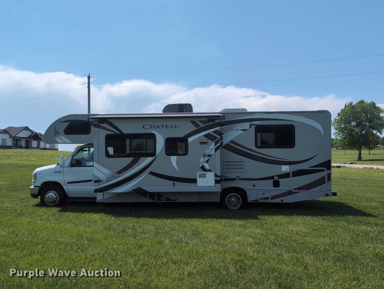 image for item DT1756 2013 Ford F450 RV