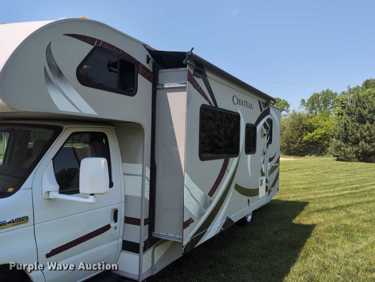 image for item DT1756 2013 Ford F450 RV