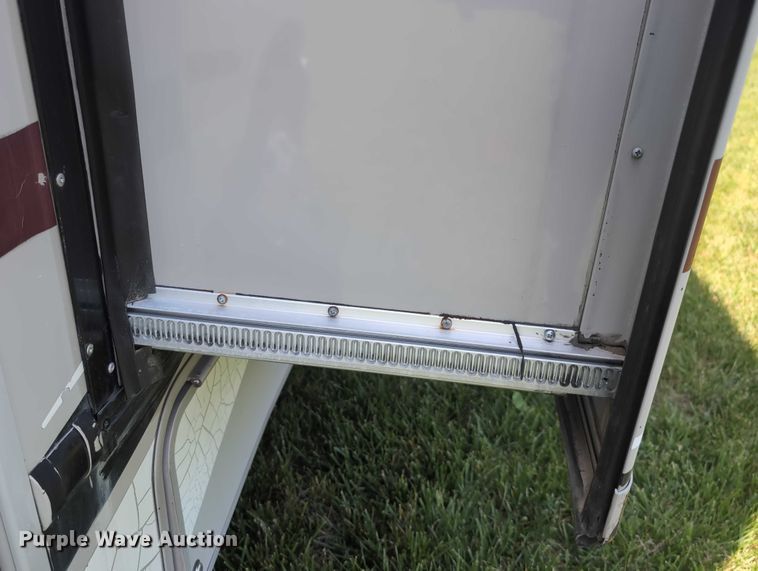image for item DT1756 2013 Ford F450 RV