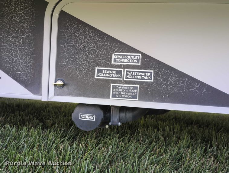 image for item DT1756 2013 Ford F450 RV