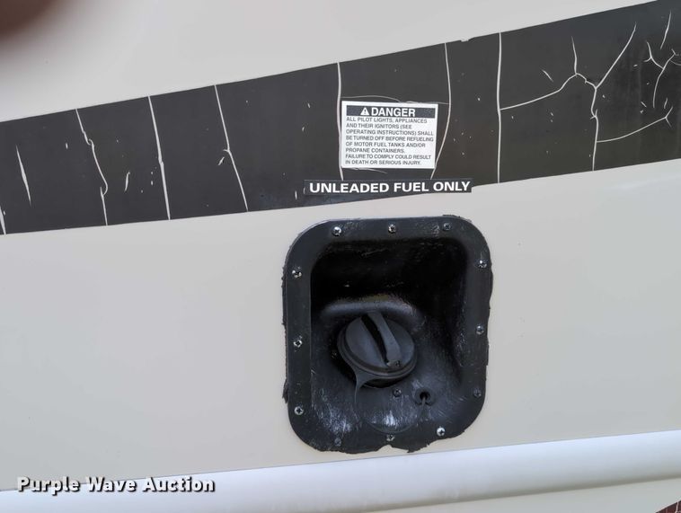image for item DT1756 2013 Ford F450 RV