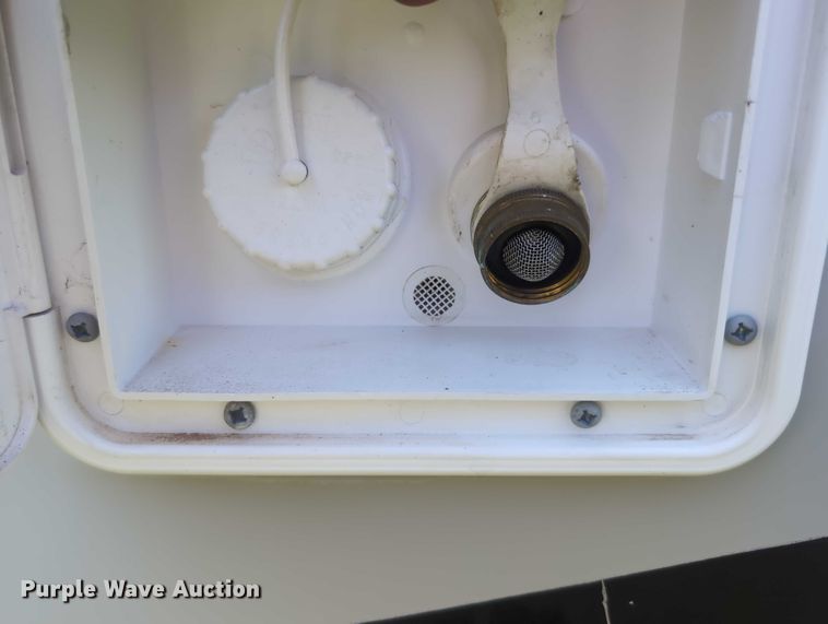 image for item DT1756 2013 Ford F450 RV