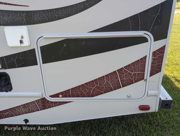 image for item DT1756 2013 Ford F450 RV