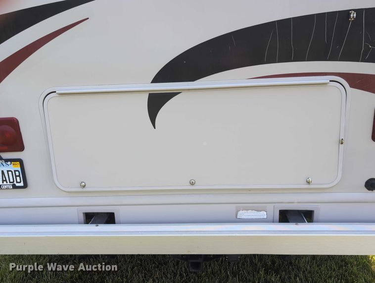 image for item DT1756 2013 Ford F450 RV