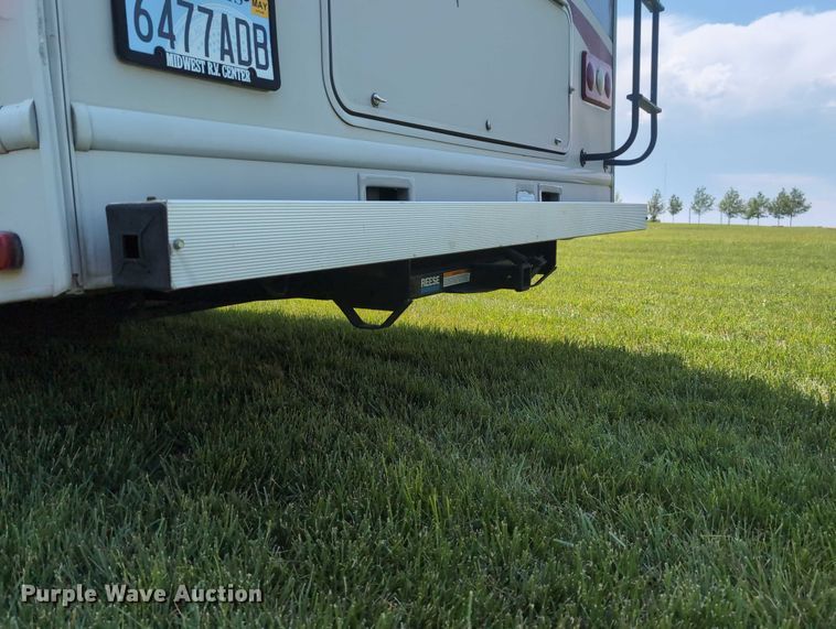 image for item DT1756 2013 Ford F450 RV