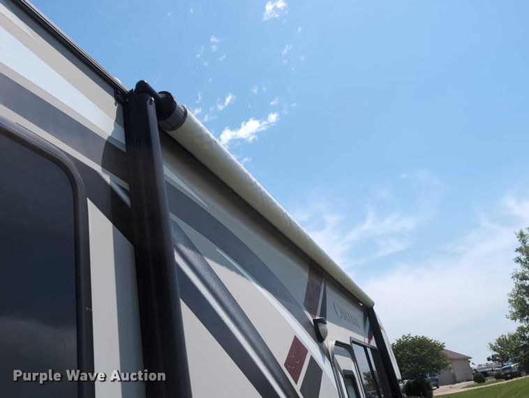 image for item DT1756 2013 Ford F450 RV