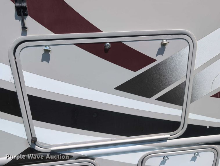 image for item DT1756 2013 Ford F450 RV