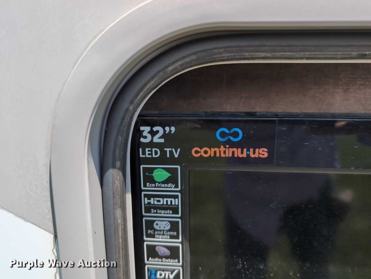image for item DT1756 2013 Ford F450 RV