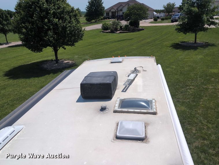 image for item DT1756 2013 Ford F450 RV