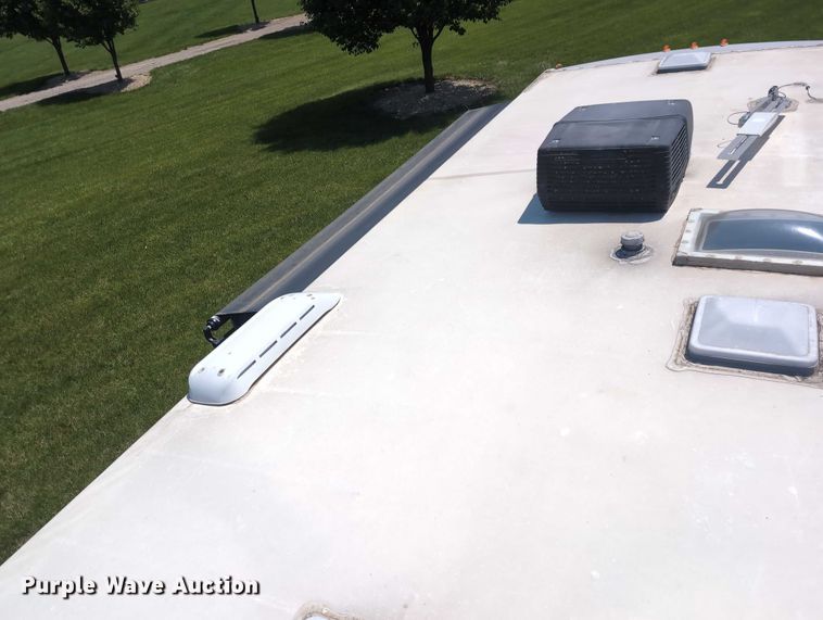 image for item DT1756 2013 Ford F450 RV