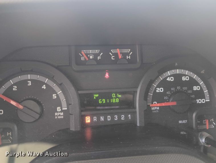 image for item DT1756 2013 Ford F450 RV